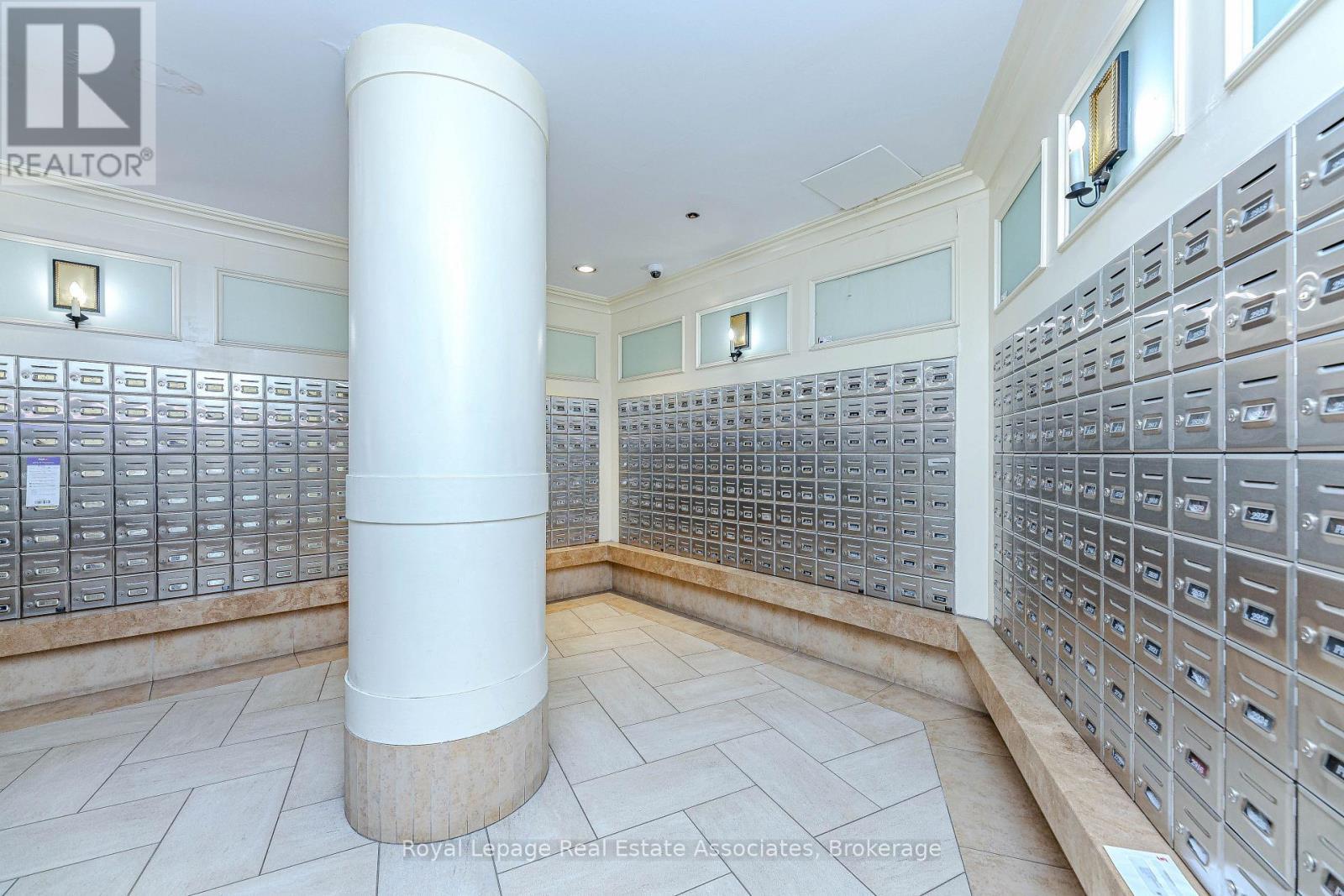 












128 - 700 HUMBERWOOD BOULEVARD

,
Toronto,




Ontario
M9W7J4


