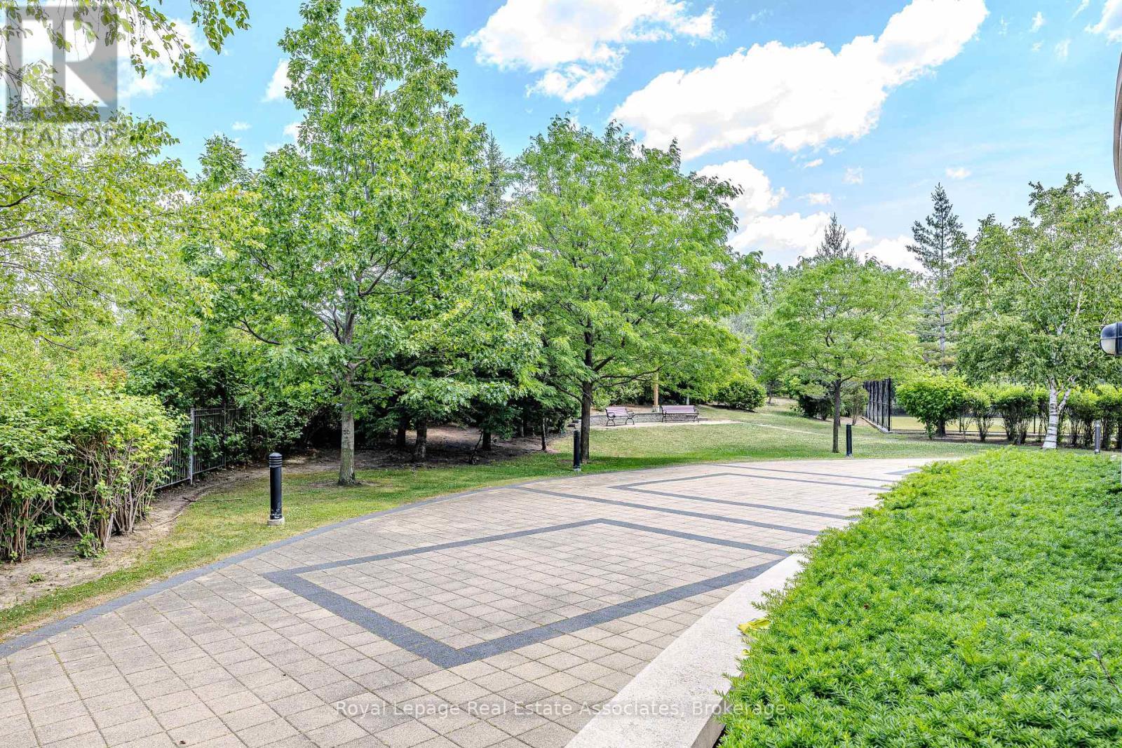 












128 - 700 HUMBERWOOD BOULEVARD

,
Toronto,




Ontario
M9W7J4

