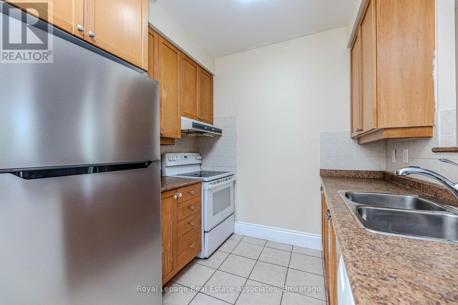 












128 - 700 HUMBERWOOD BOULEVARD

,
Toronto,




Ontario
M9W7J4

