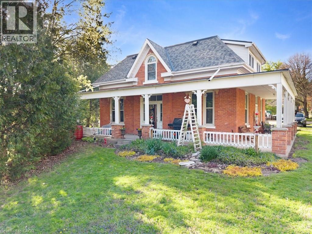 












311 BROCK Road

,
Hamilton,




Ontario
L9H5H4

