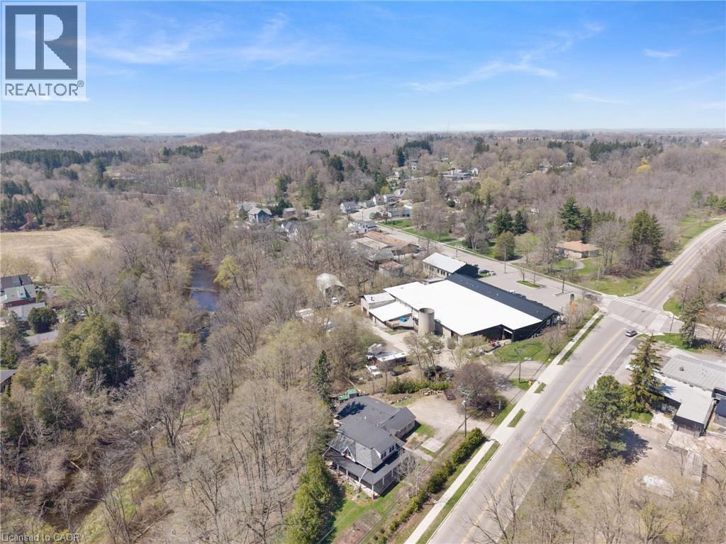 












311 BROCK Road

,
Hamilton,




Ontario
L9H5H4


