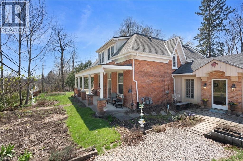












311 BROCK Road

,
Hamilton,




Ontario
L9H5H4


