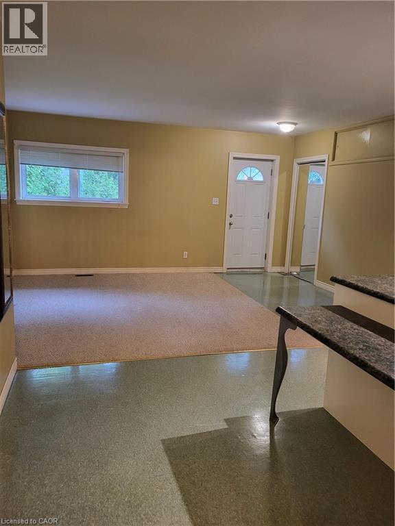 












311 BROCK Road

,
Hamilton,




Ontario
L9H5H4

