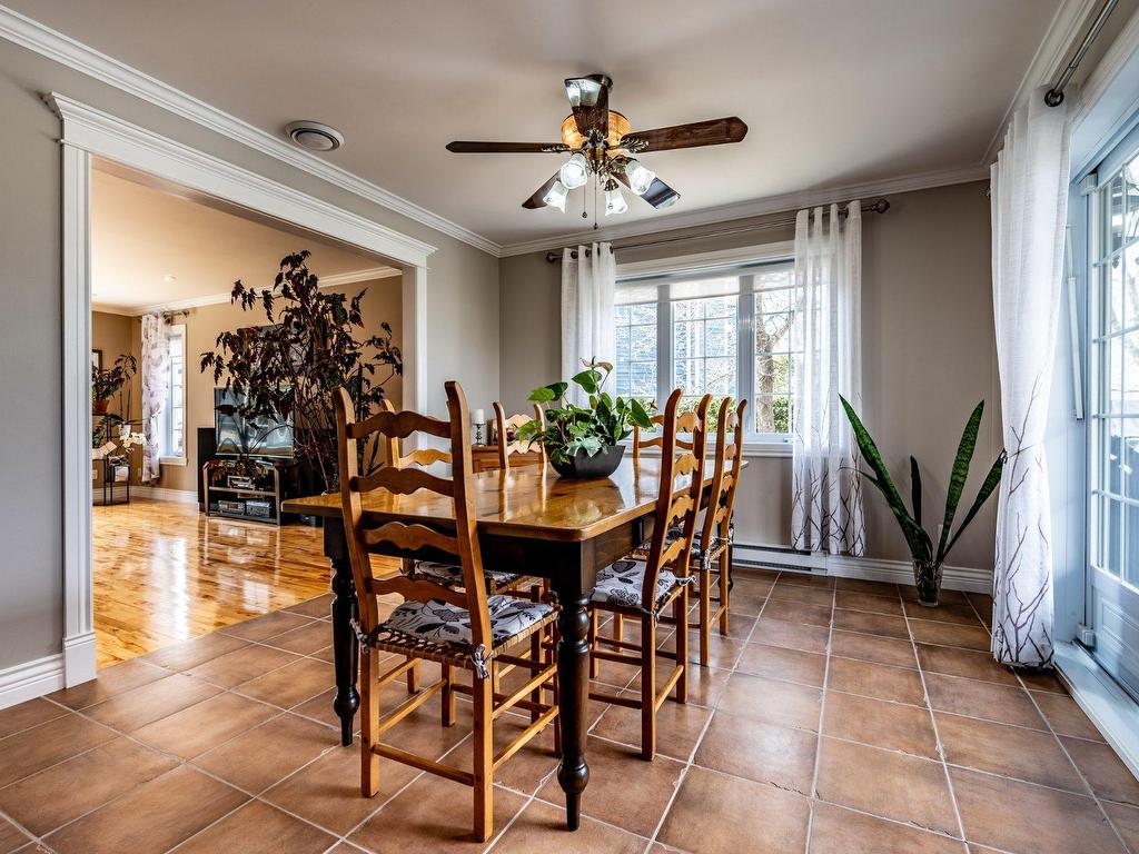 









5272


Av. Louis-G.-Caron

,
Shawinigan,




QC
G9R1X9

