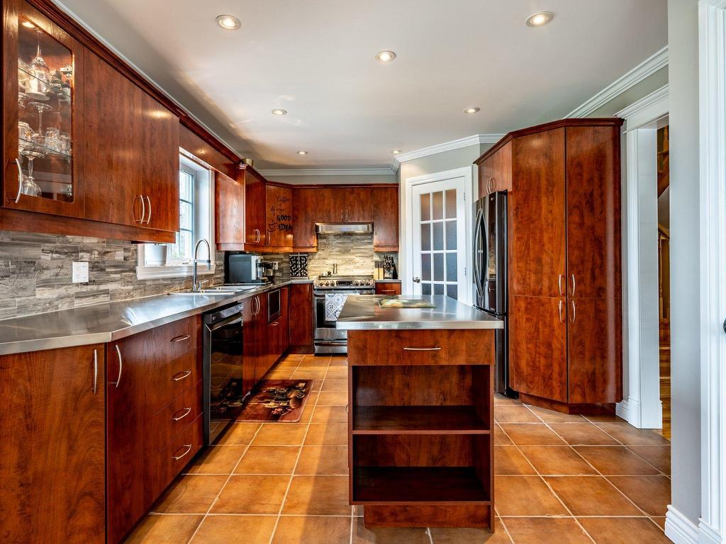 









5272


Av. Louis-G.-Caron

,
Shawinigan,




QC
G9R1X9


