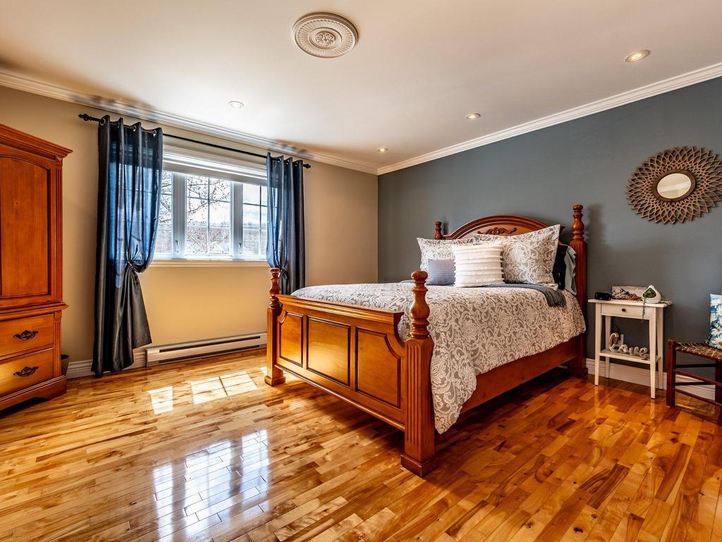 









5272


Av. Louis-G.-Caron

,
Shawinigan,




QC
G9R1X9


