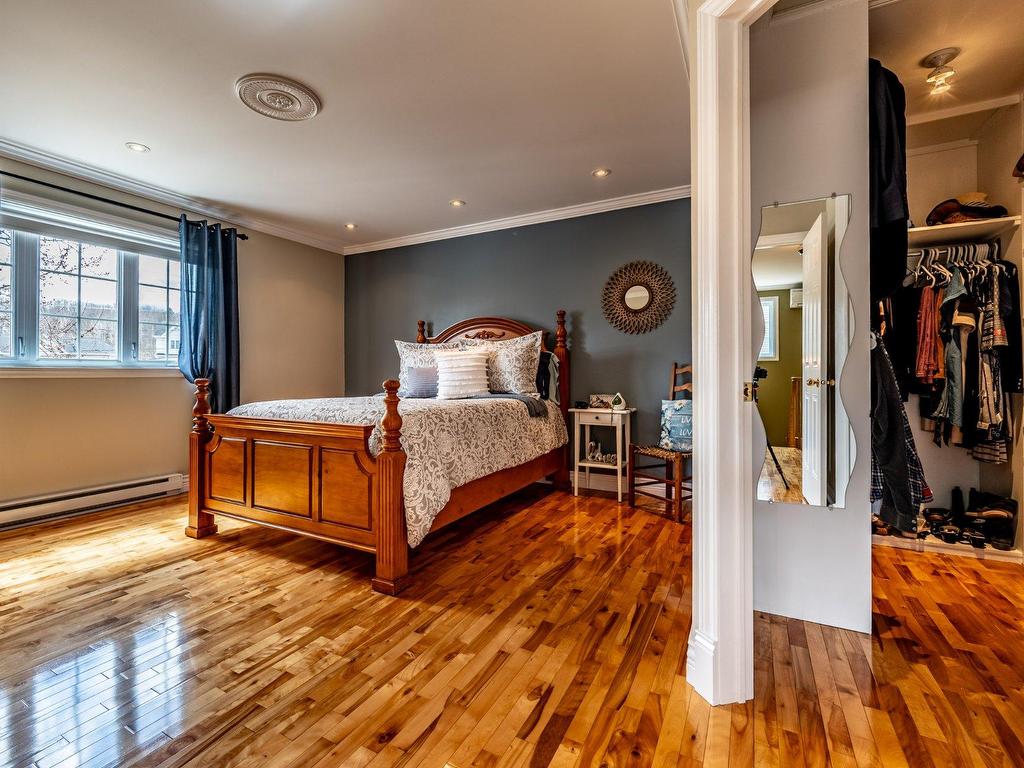 









5272


Av. Louis-G.-Caron

,
Shawinigan,




QC
G9R1X9

