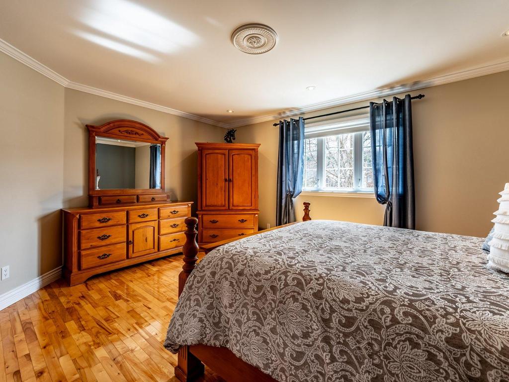 









5272


Av. Louis-G.-Caron

,
Shawinigan,




QC
G9R1X9

