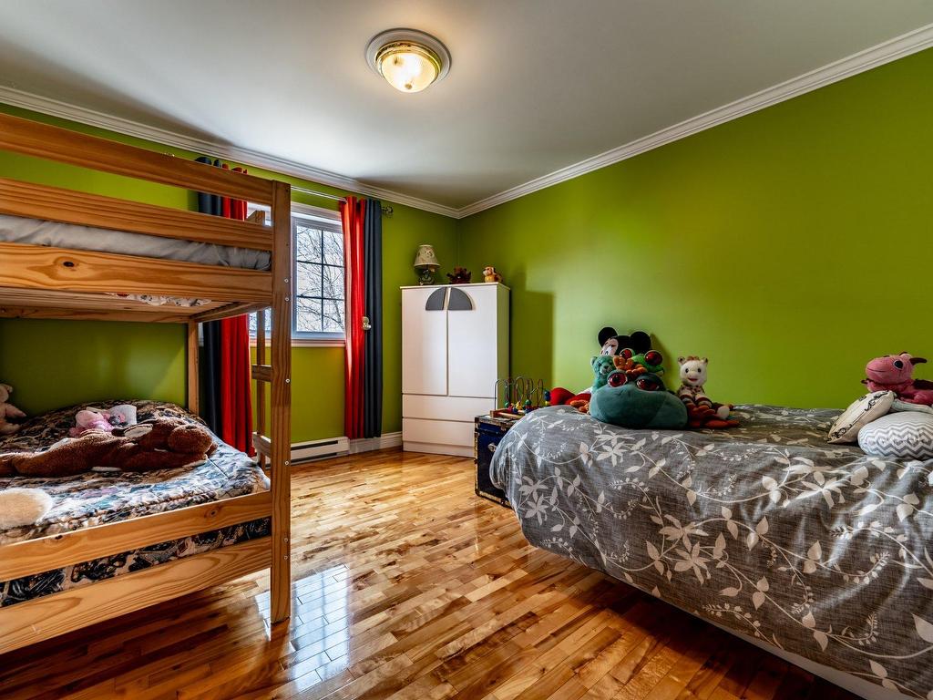 









5272


Av. Louis-G.-Caron

,
Shawinigan,




QC
G9R1X9

