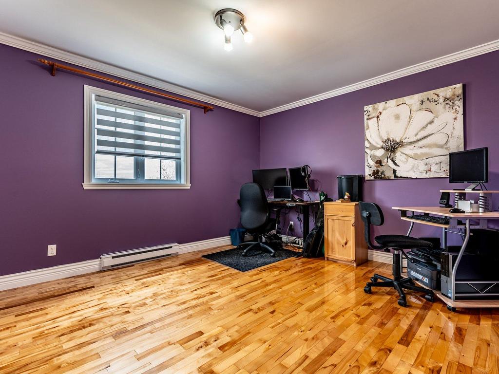 









5272


Av. Louis-G.-Caron

,
Shawinigan,




QC
G9R1X9

