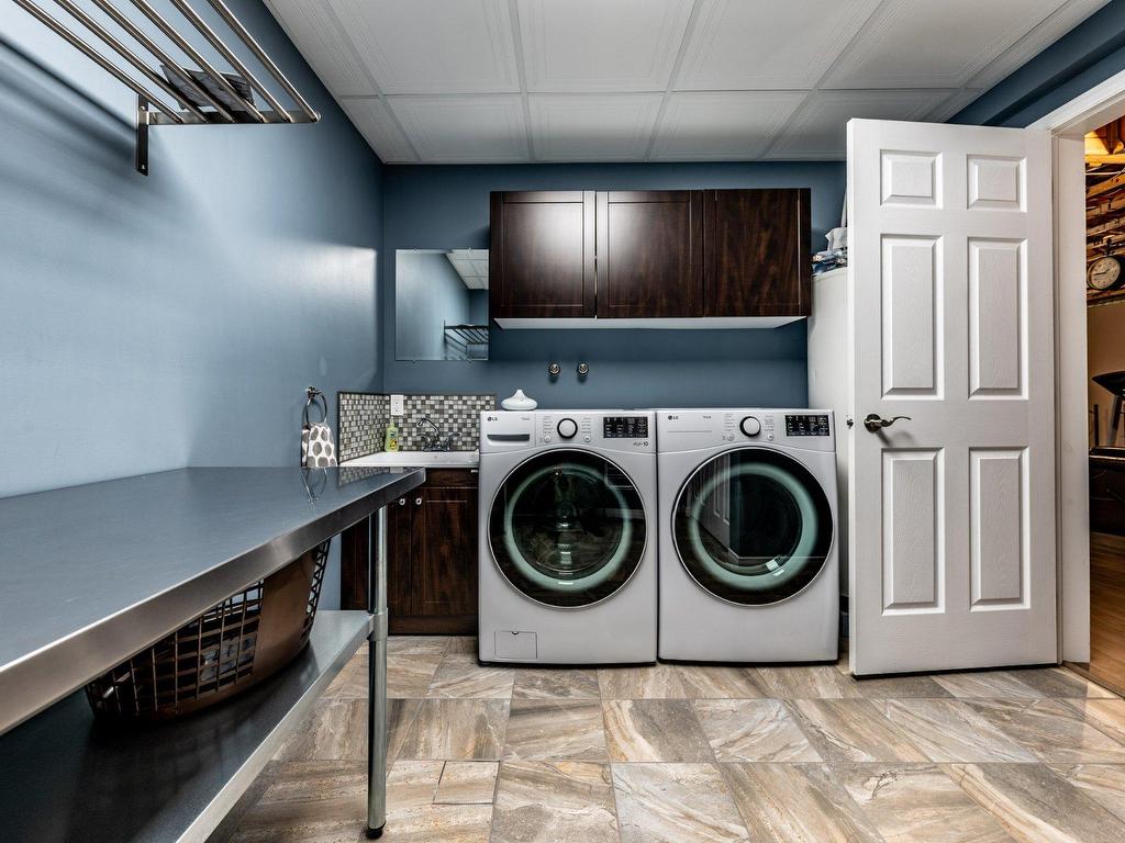 









5272


Av. Louis-G.-Caron

,
Shawinigan,




QC
G9R1X9

