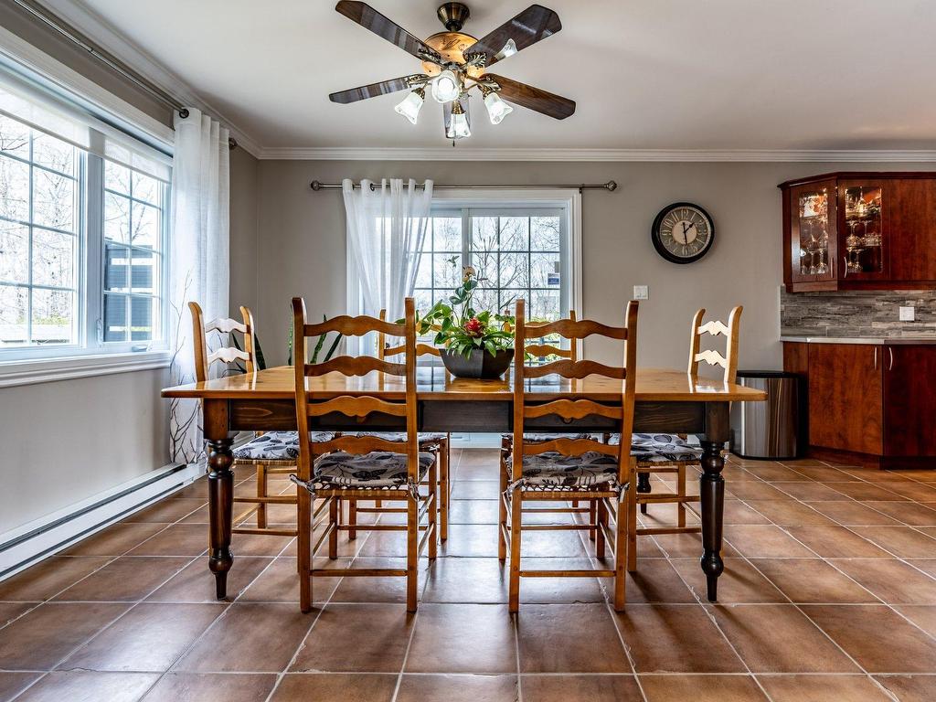 









5272


Av. Louis-G.-Caron

,
Shawinigan,




QC
G9R1X9

