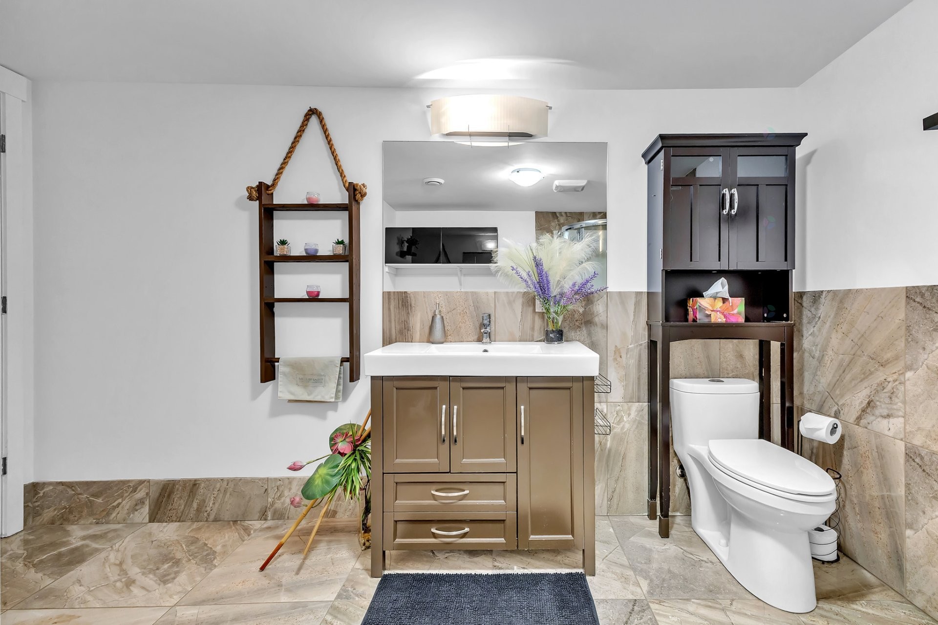 









40


Ch. des Échassiers

,
Val-des-Monts,




QC
J8N0B7


