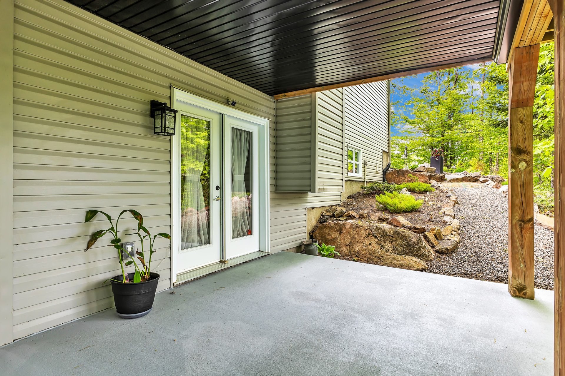 









40


Ch. des Échassiers

,
Val-des-Monts,




QC
J8N0B7

