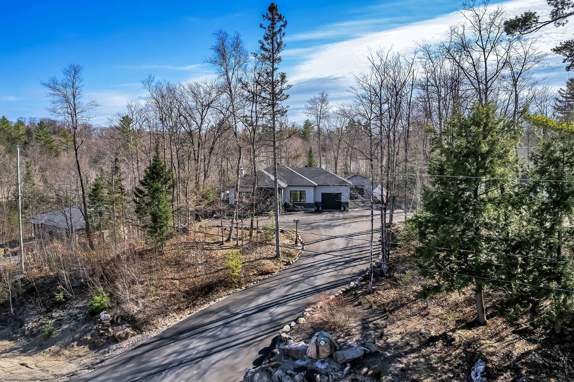 









40


Ch. des Échassiers

,
Val-des-Monts,




QC
J8N0B7

