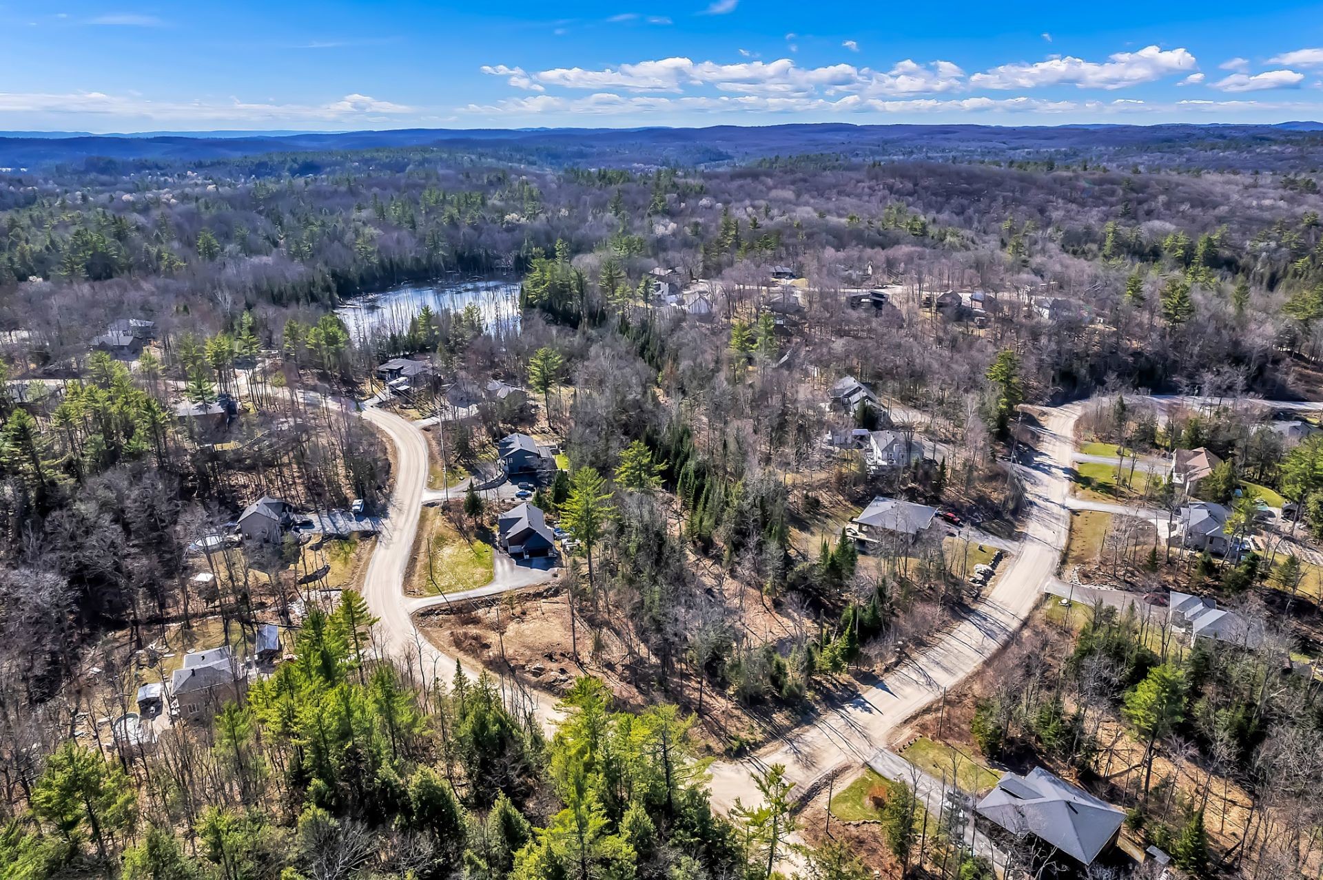 









40


Ch. des Échassiers

,
Val-des-Monts,




QC
J8N0B7

