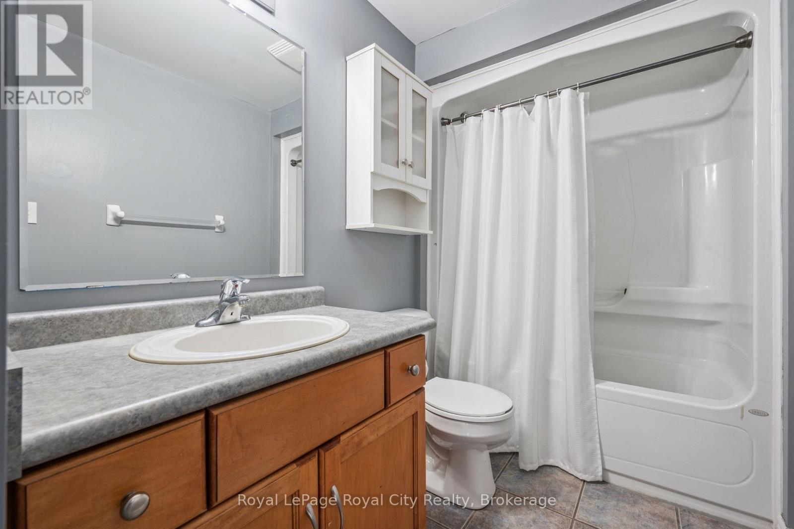 












30 DARNELL ROAD

,
Guelph (Kortright West),




Ontario
N1G5K3

