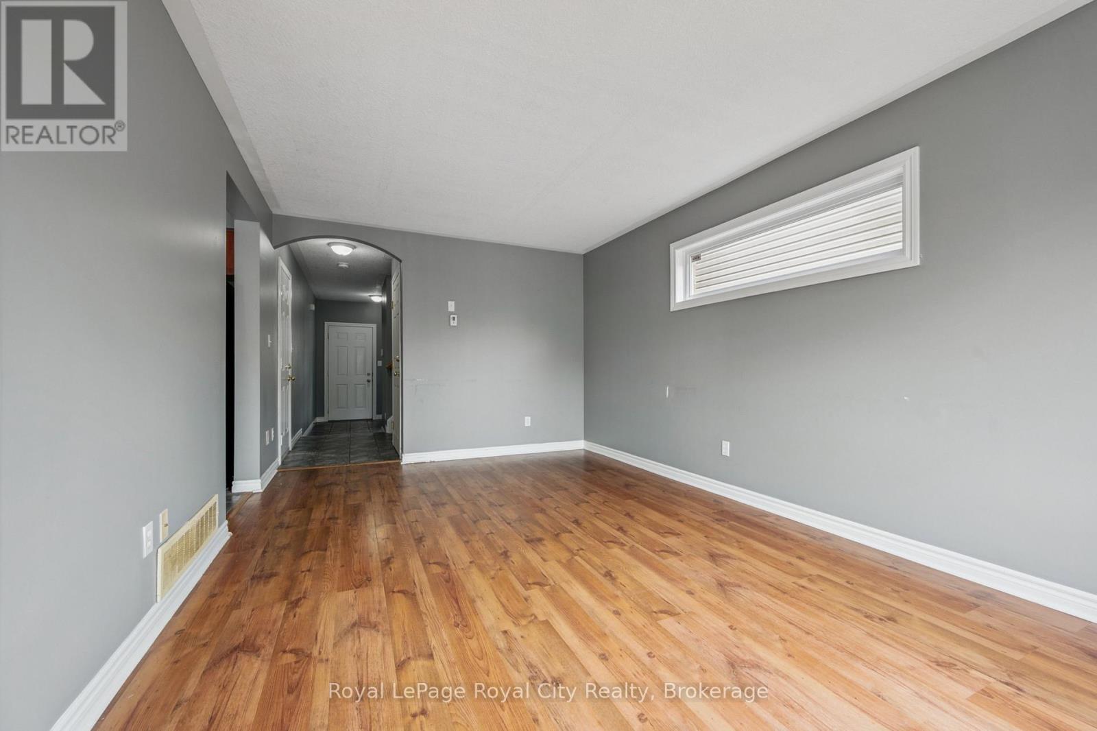 












30 DARNELL ROAD

,
Guelph (Kortright West),




Ontario
N1G5K3

