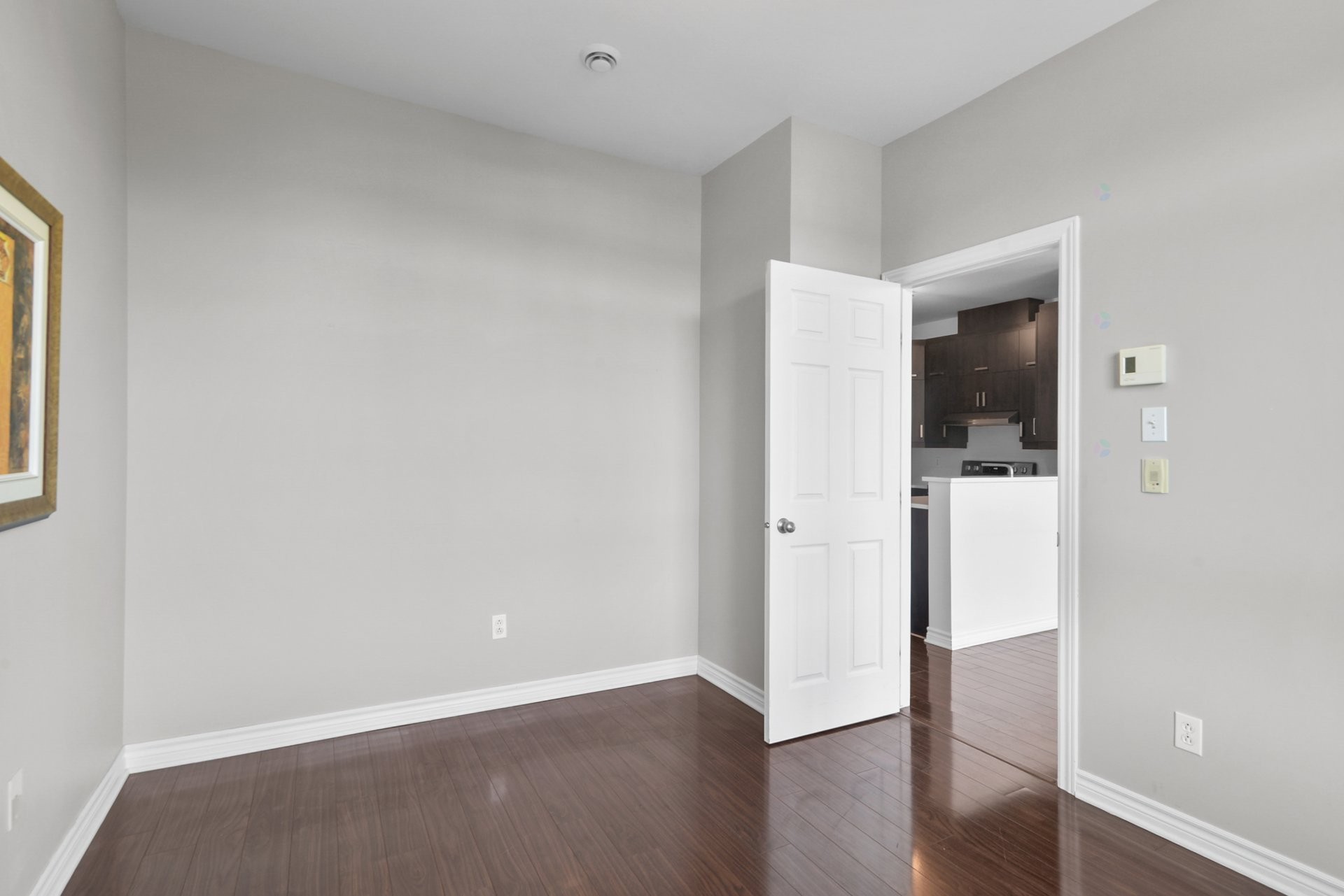 









110


Av. du Golf

, 311,
La Prairie,




QC
J5R0H1

