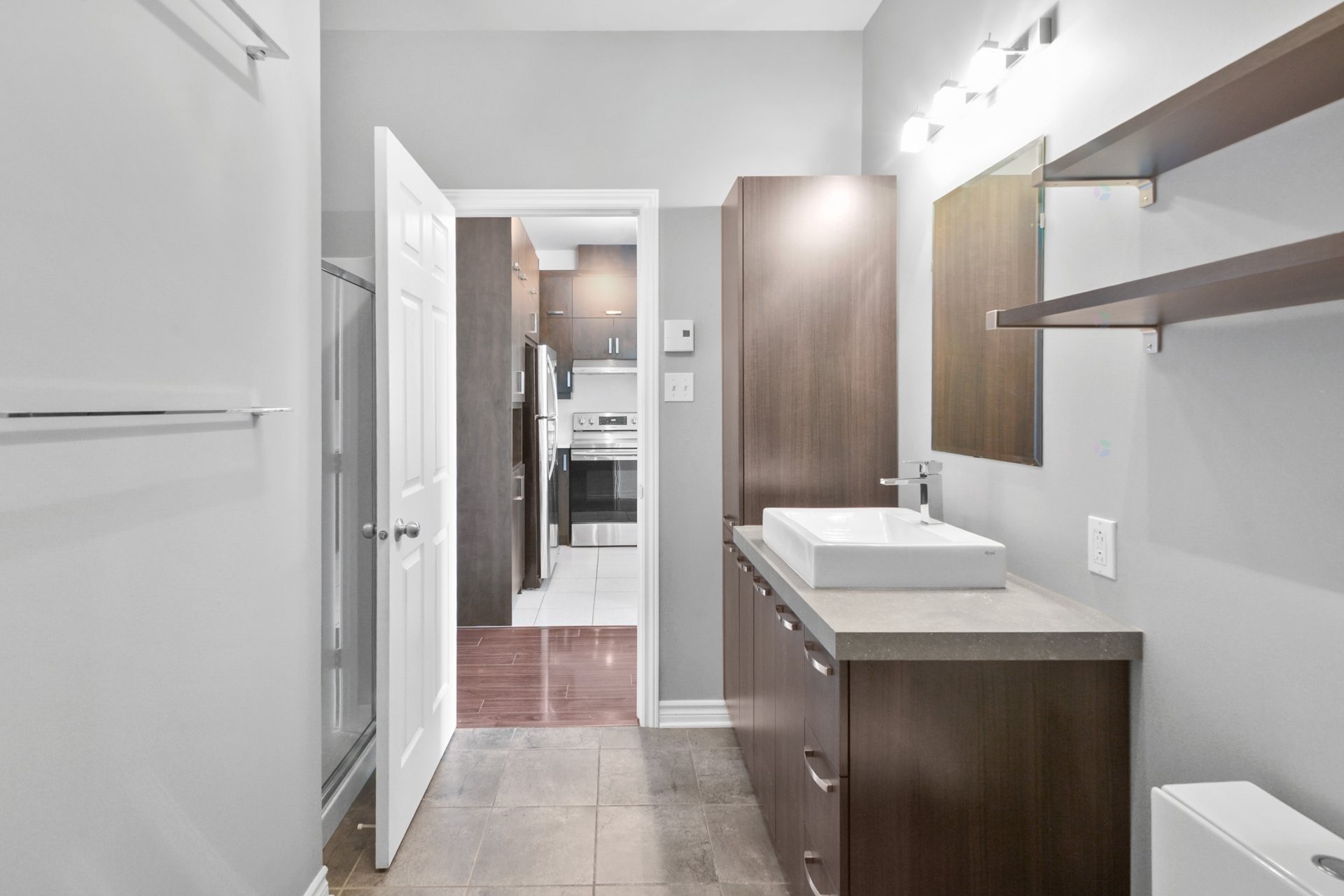 









110


Av. du Golf

, 311,
La Prairie,




QC
J5R0H1

