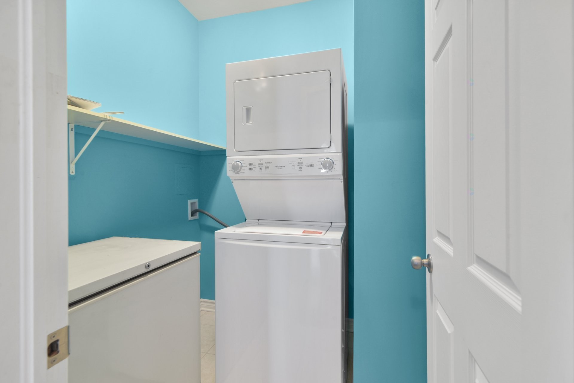 









110


Av. du Golf

, 311,
La Prairie,




QC
J5R0H1

