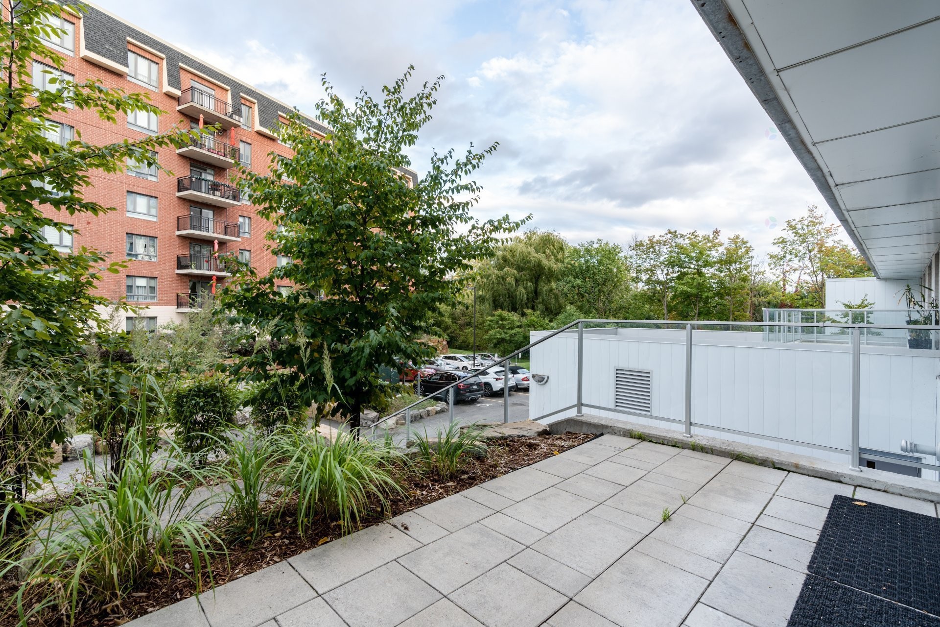 









281


Ch. du Bas-de-Ste-Thérèse

, 102,
Blainville,




QC
J7B0B3

