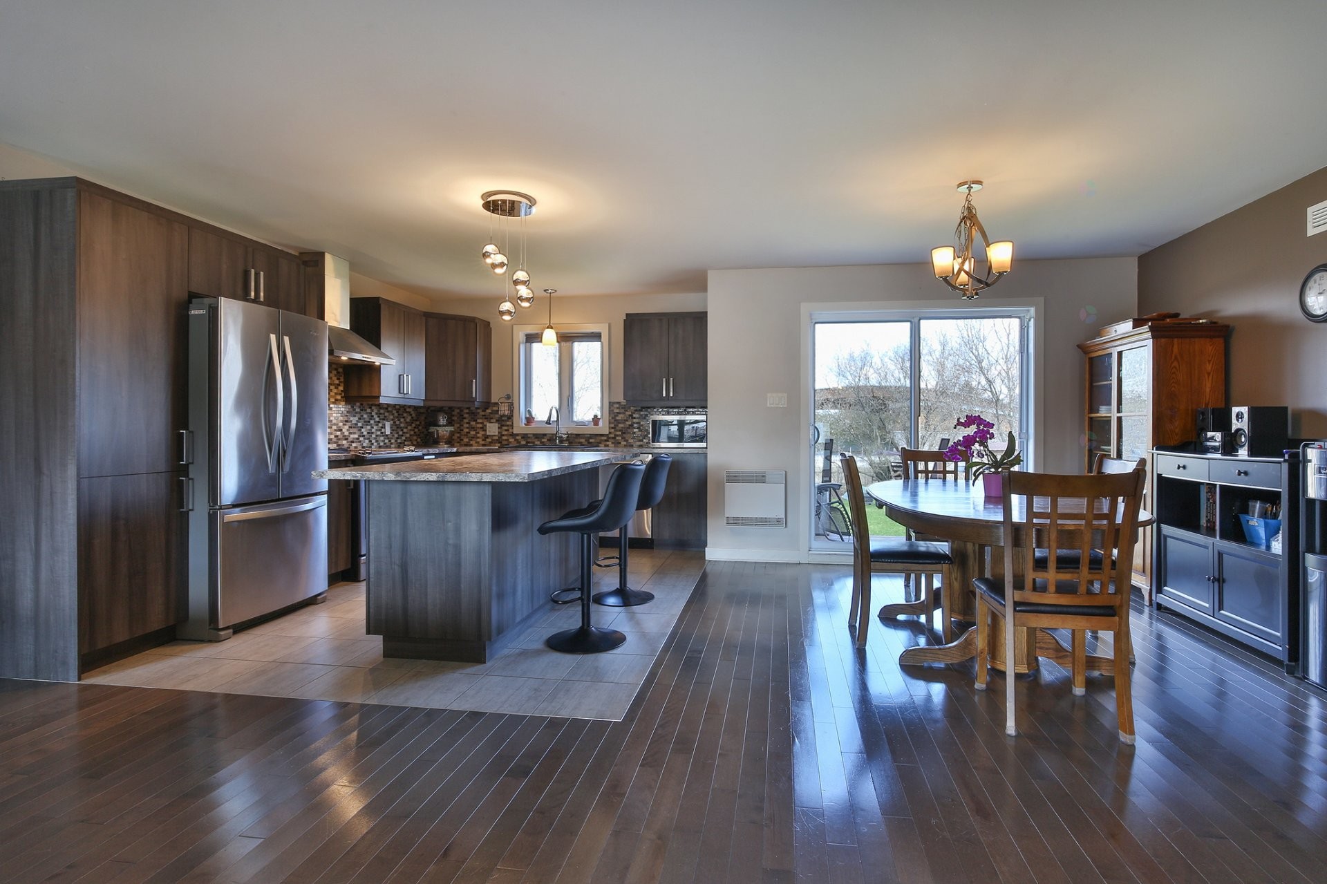 









409


Rue Boulais

,
Saint-Alexandre,




QC
J0J1S0

