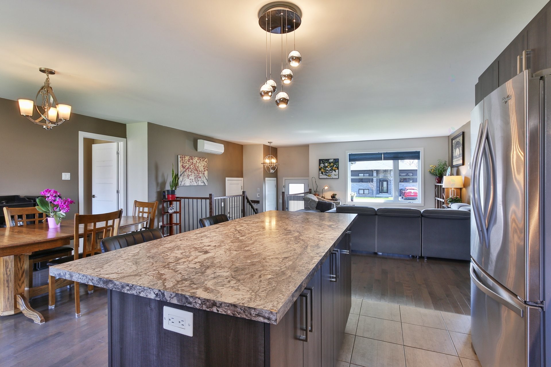 









409


Rue Boulais

,
Saint-Alexandre,




QC
J0J1S0

