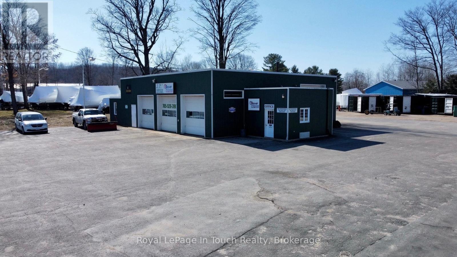 












750 BALM BEACH ROAD E

,
Midland,




Ontario
L4R4K4

