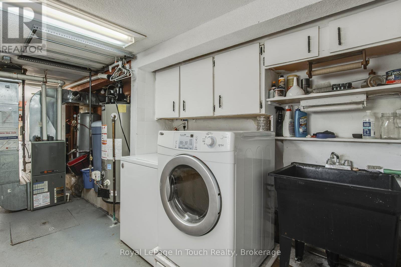 












35 TINY BEACHES ROAD S

,
Tiny,




Ontario
L0L2J0

