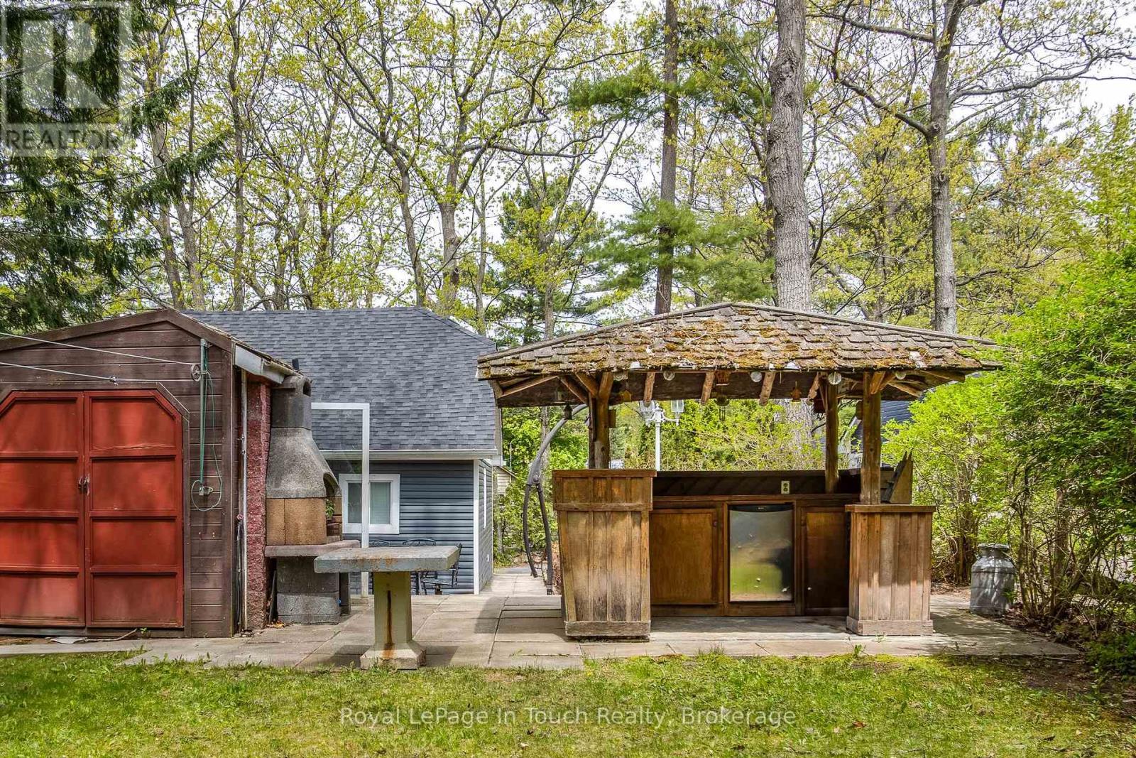 












35 TINY BEACHES ROAD S

,
Tiny,




Ontario
L0L2J0

