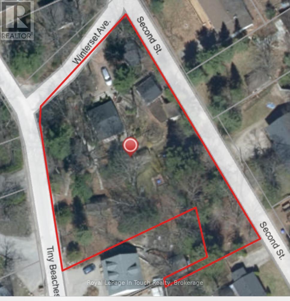 












35 TINY BEACHES ROAD S

,
Tiny,




Ontario
L0L2J0

