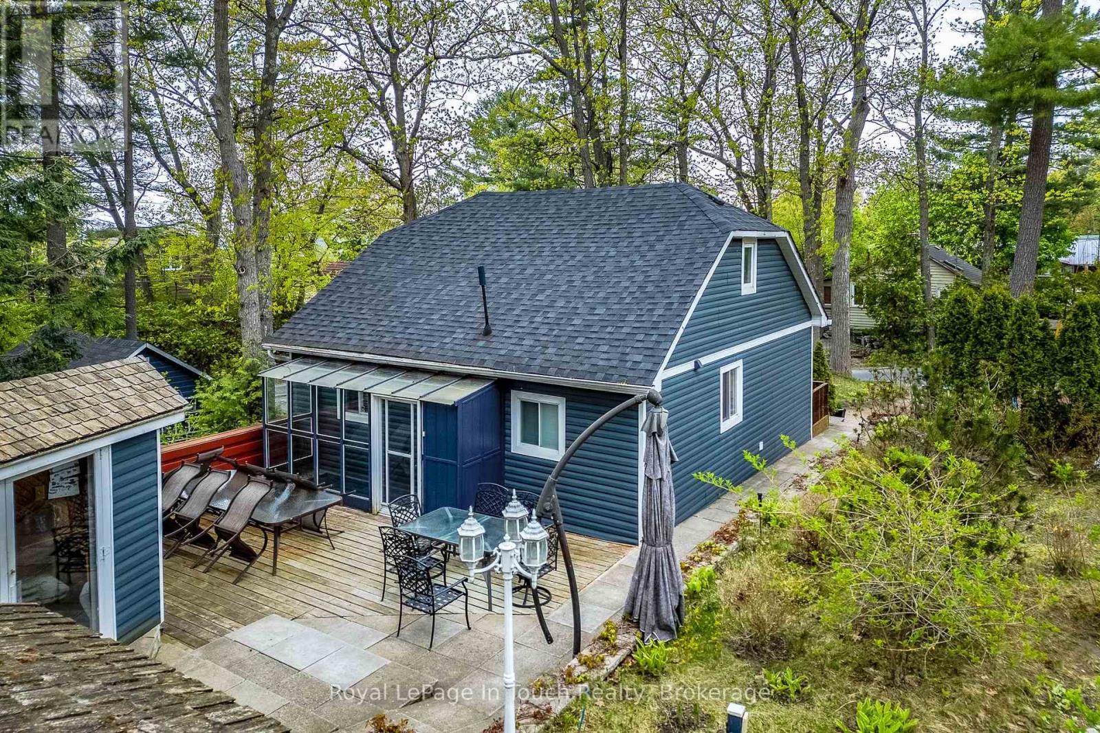 












35 TINY BEACHES ROAD S

,
Tiny,




Ontario
L0L2J0

