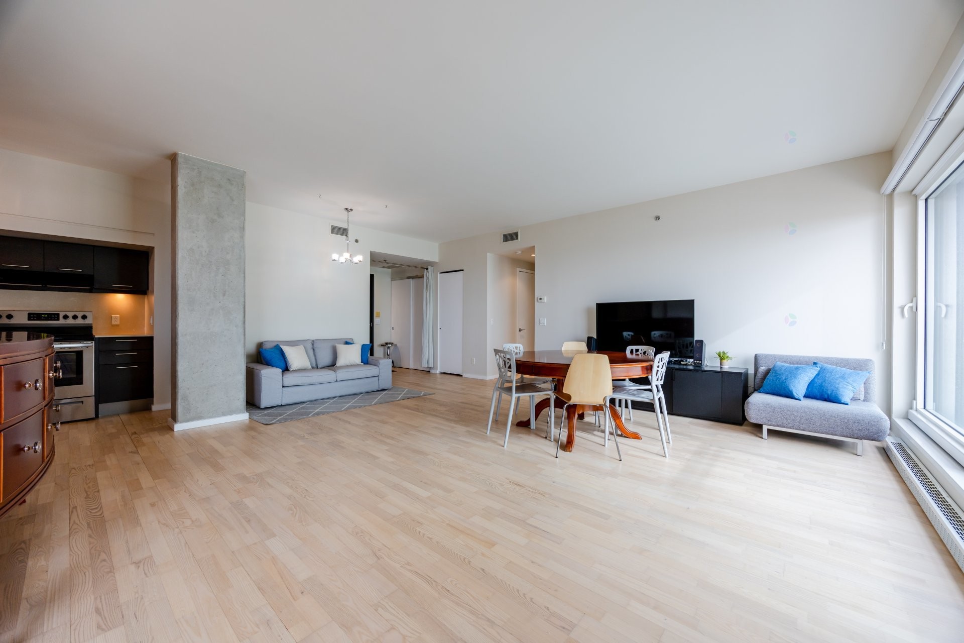 









350


Boul. De Maisonneuve O.

, 2706,
Montréal (Ville-Marie),




QC
H3A0B4

