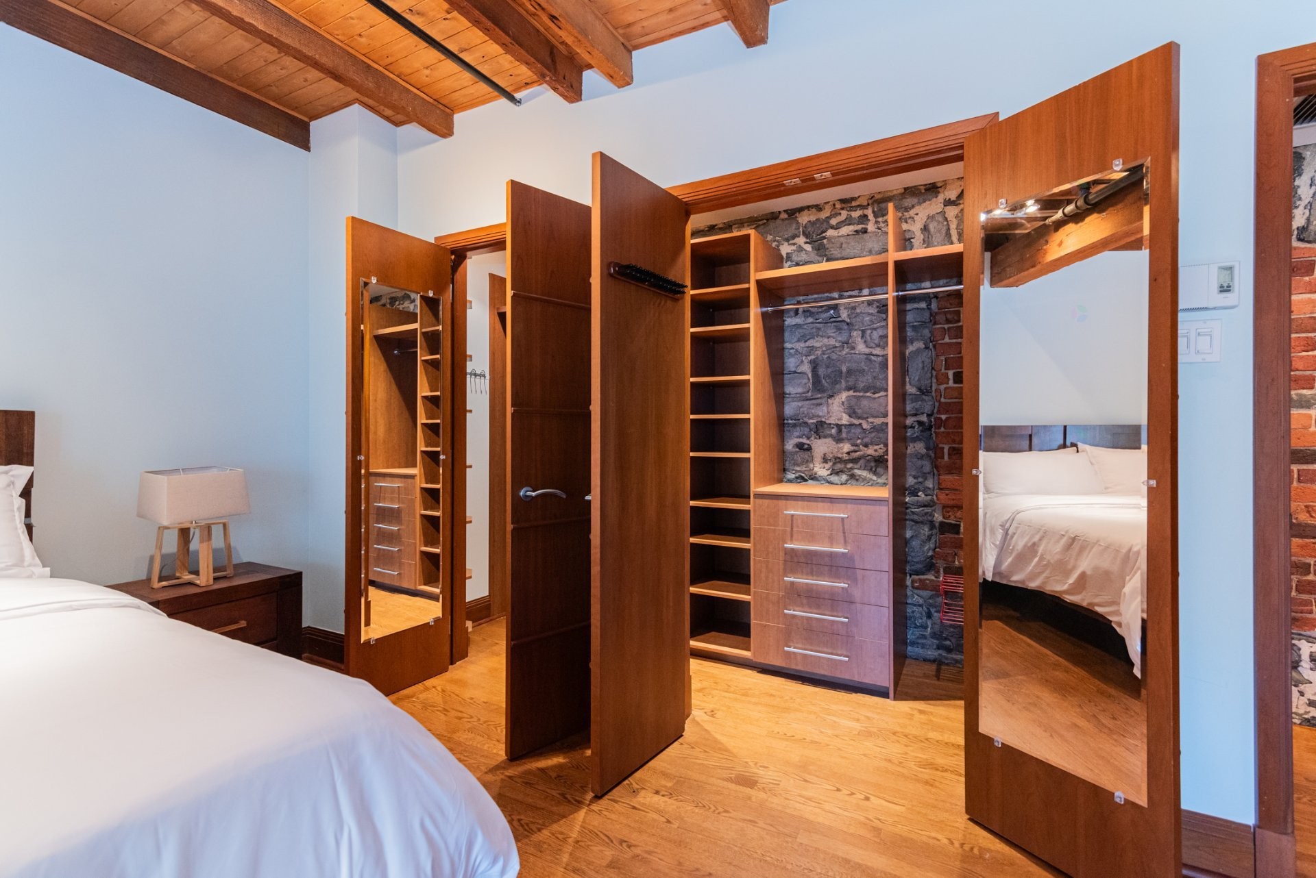 









157


Rue St-Paul O.

, 49,
Montréal (Ville-Marie),




QC
H2Y1Z5

