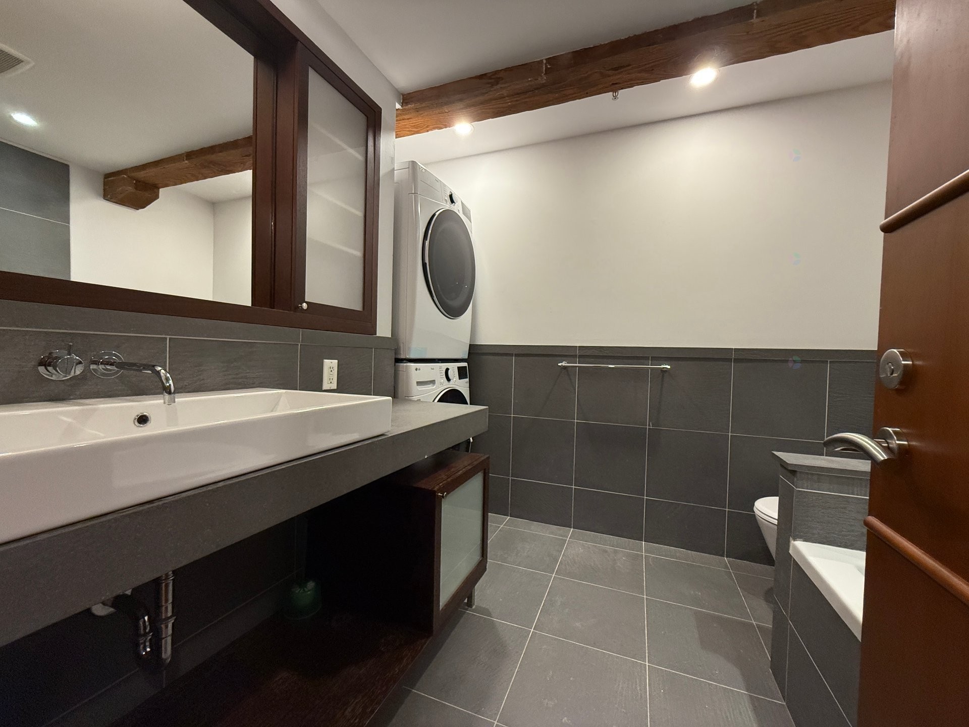 









157


Rue St-Paul O.

, 49,
Montréal (Ville-Marie),




QC
H2Y1Z5

