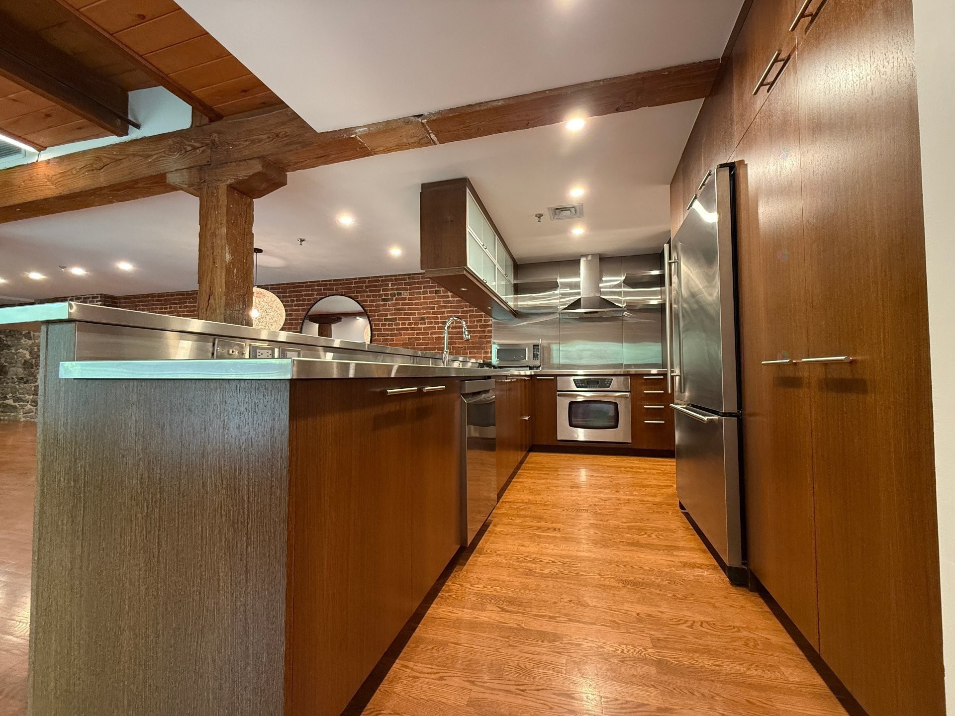 









157


Rue St-Paul O.

, 49,
Montréal (Ville-Marie),




QC
H2Y1Z5

