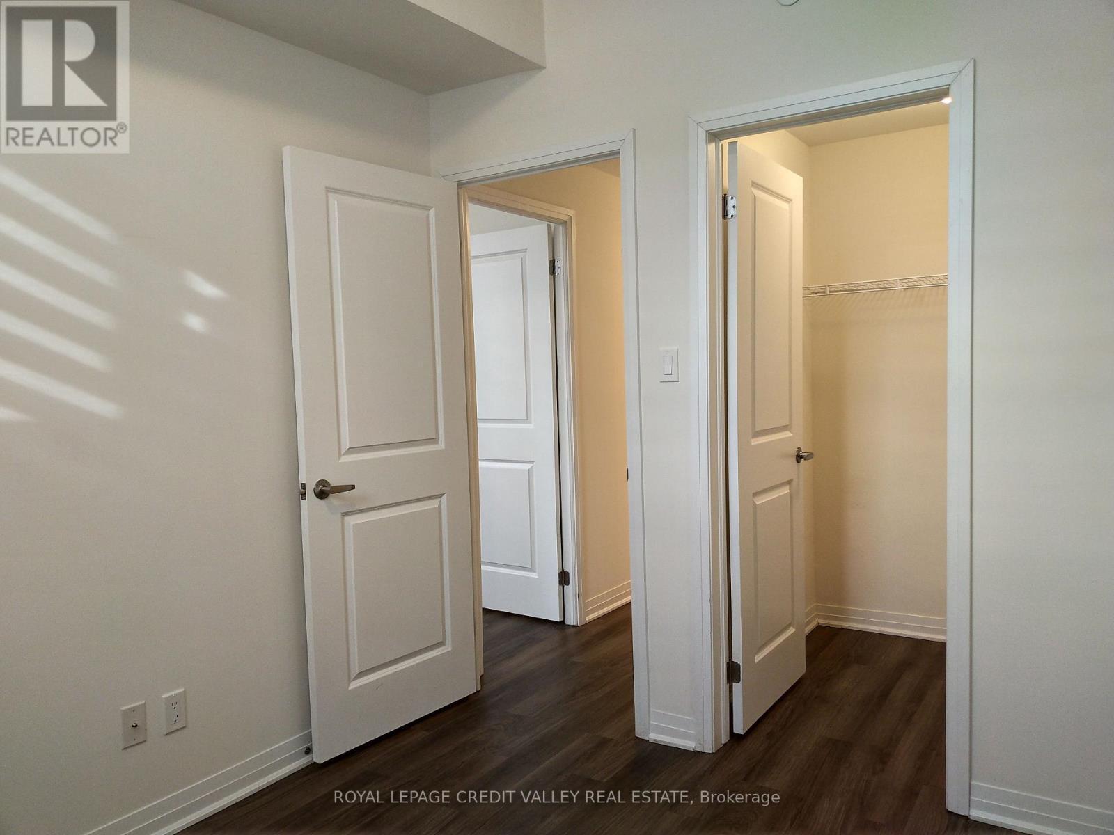 












37 - 650 ATWATER AVENUE

,
Mississauga,




Ontario
L5G0B6


