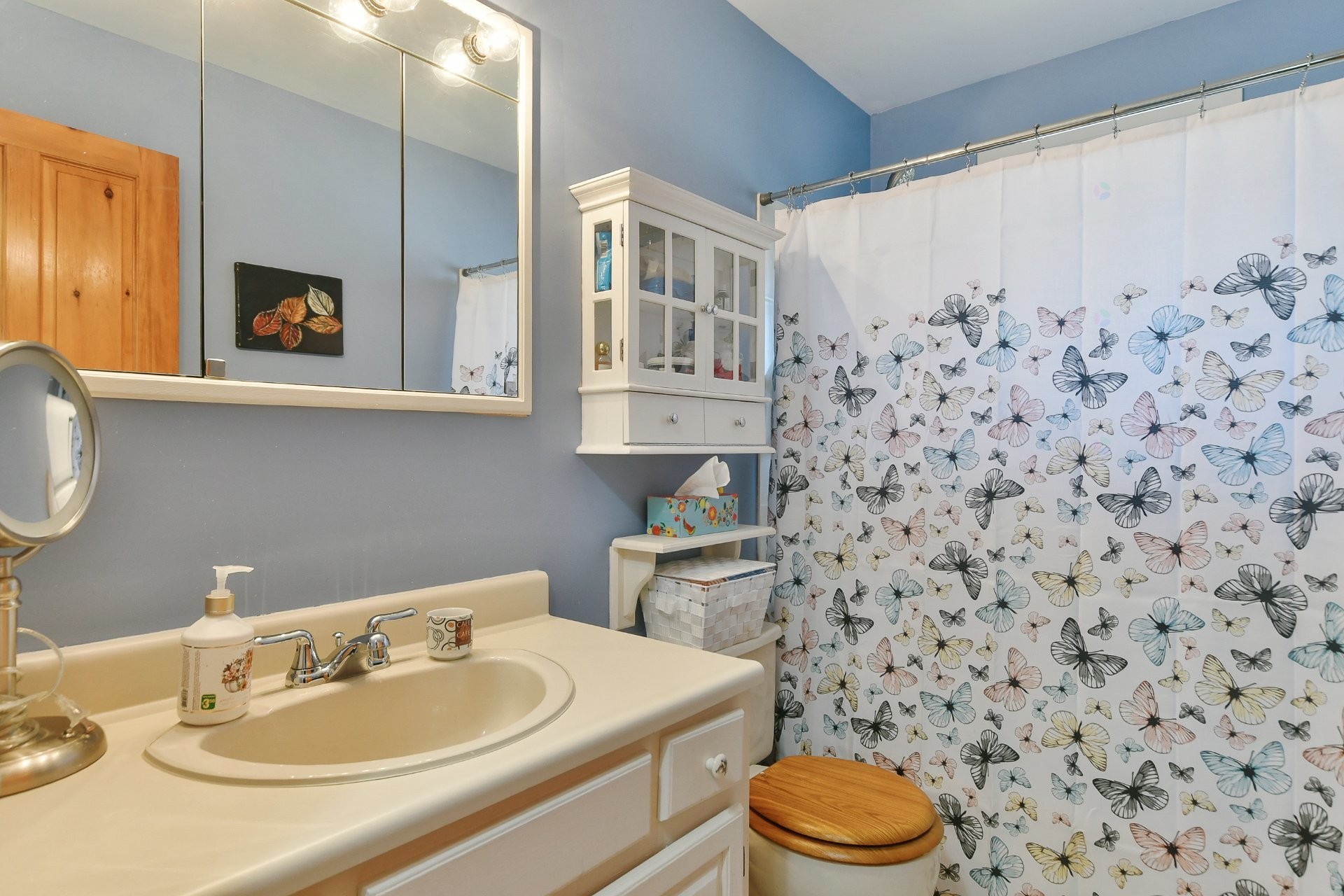 









532


6e Avenue

,
Saint-Jérôme,




QC
J7Z5H9

