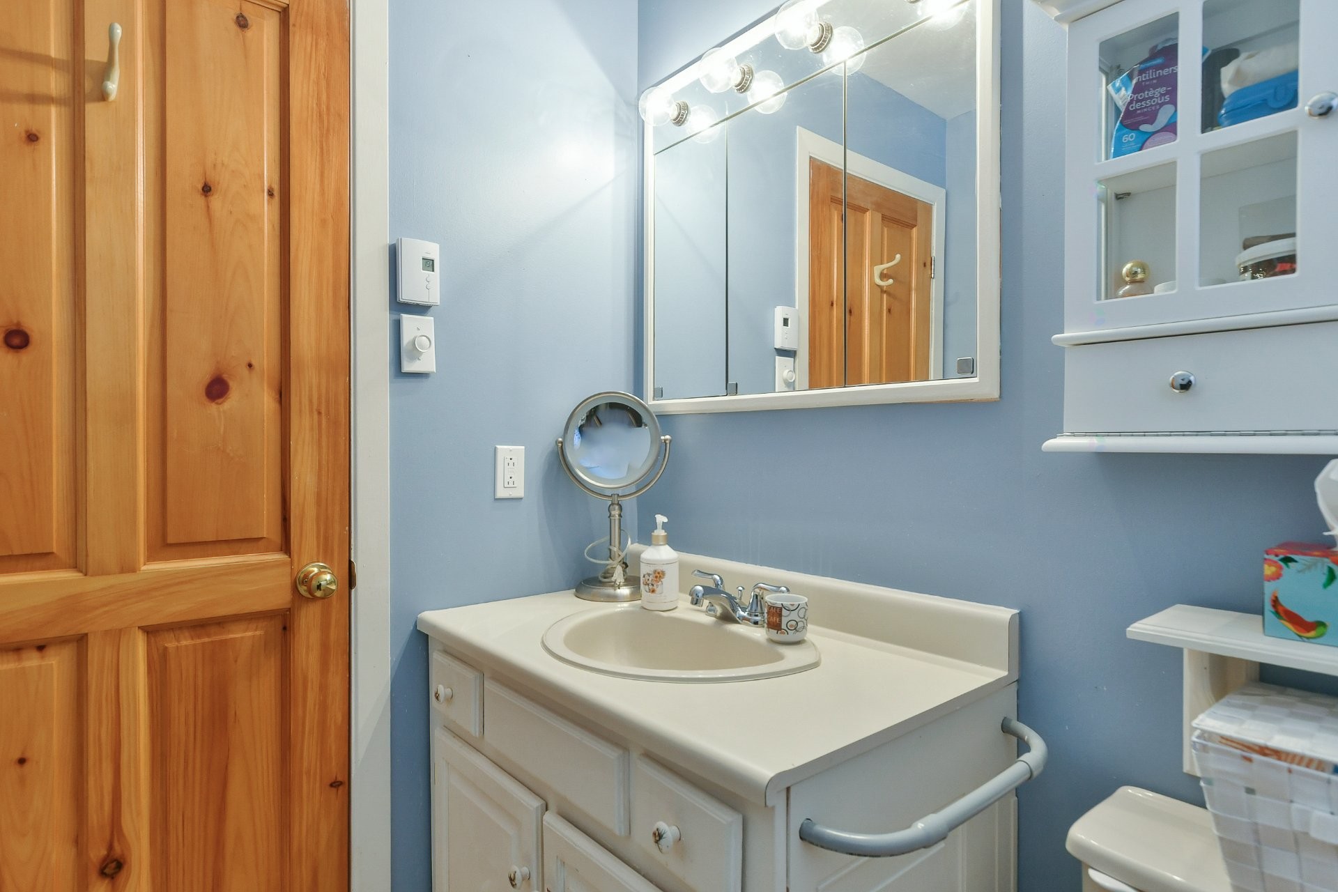 









532


6e Avenue

,
Saint-Jérôme,




QC
J7Z5H9

