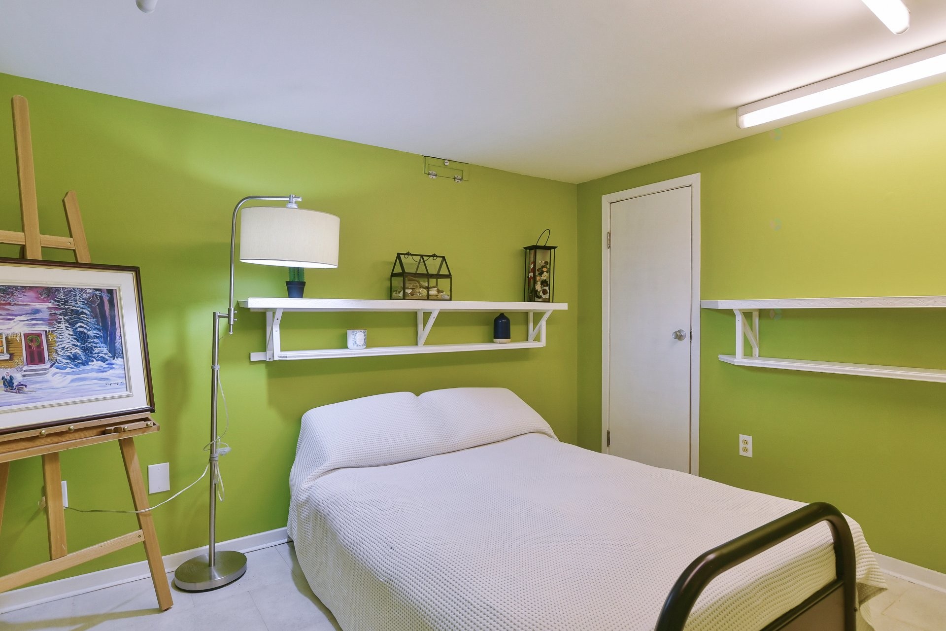 









532


6e Avenue

,
Saint-Jérôme,




QC
J7Z5H9

