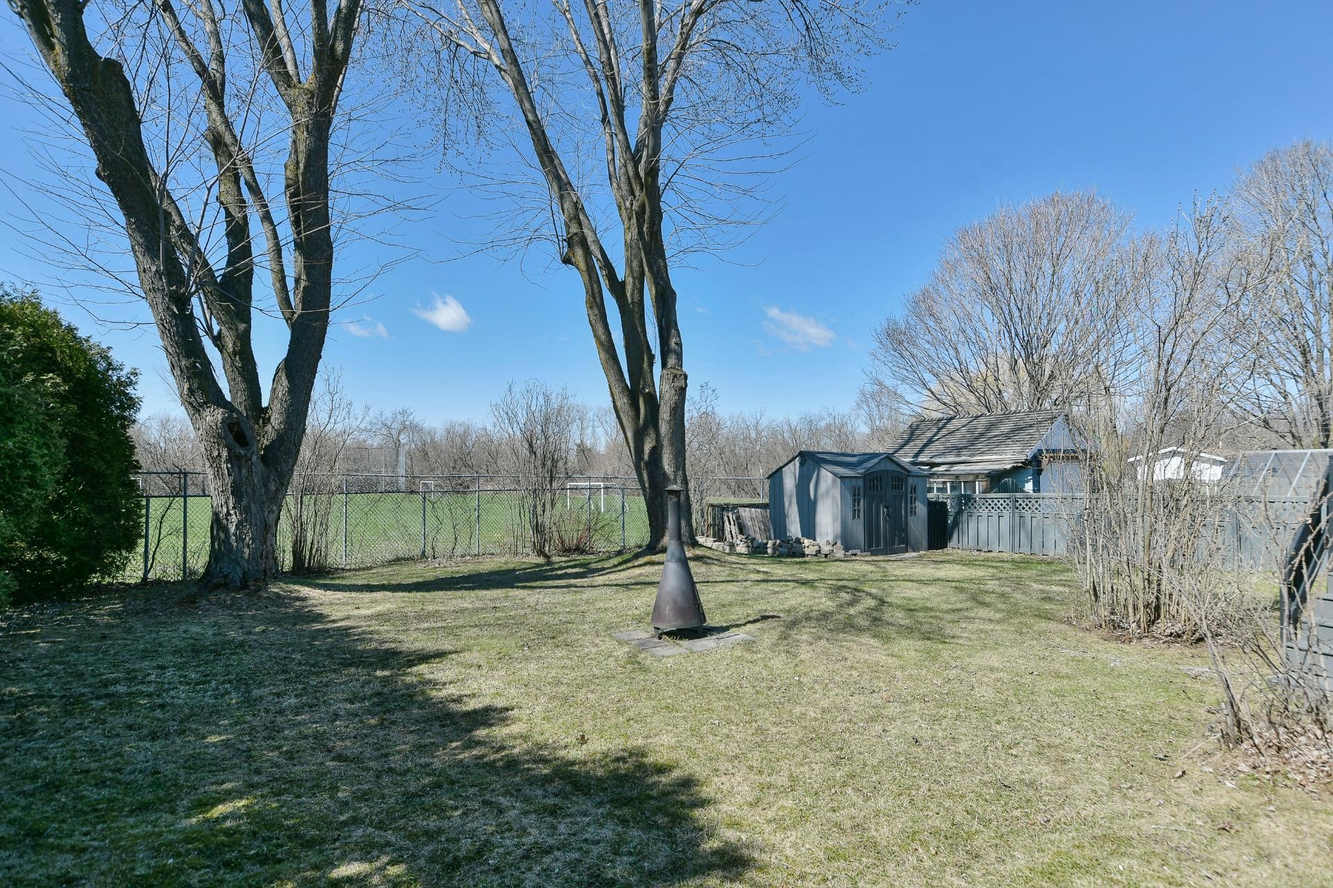 









532


6e Avenue

,
Saint-Jérôme,




QC
J7Z5H9

