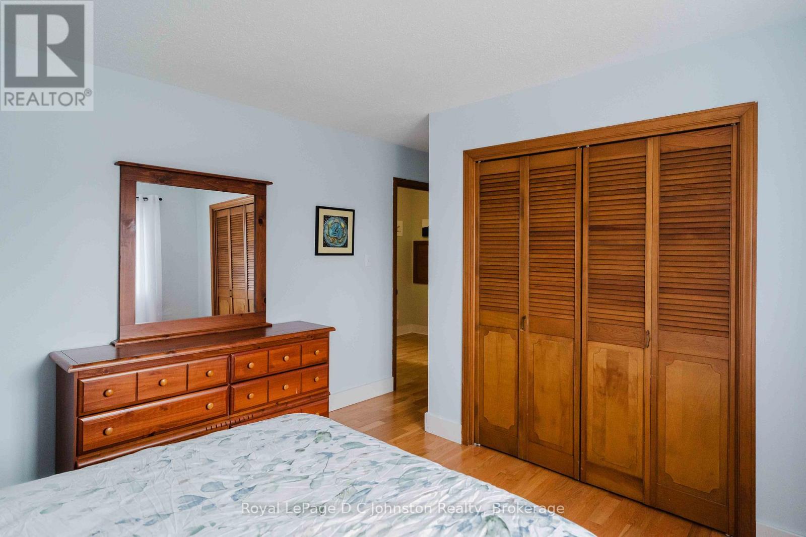 












44 ARCHIBALD PLACE

,
Saugeen Shores,




Ontario
N0H2L0

