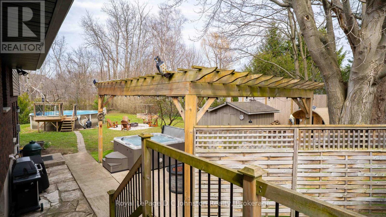 












44 ARCHIBALD PLACE

,
Saugeen Shores,




Ontario
N0H2L0


