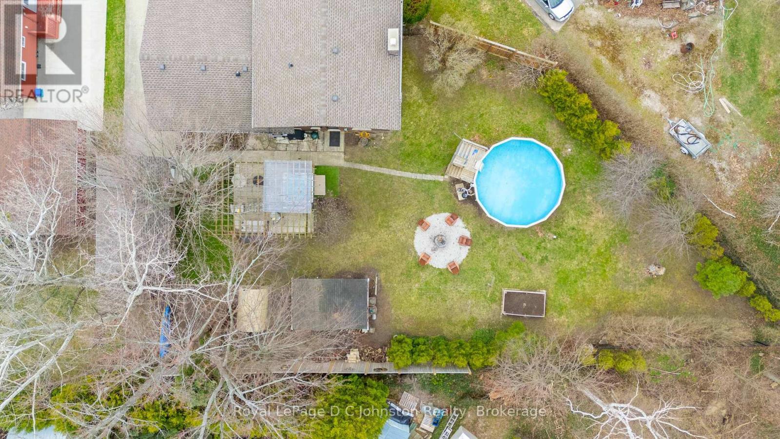 












44 ARCHIBALD PLACE

,
Saugeen Shores,




Ontario
N0H2L0

