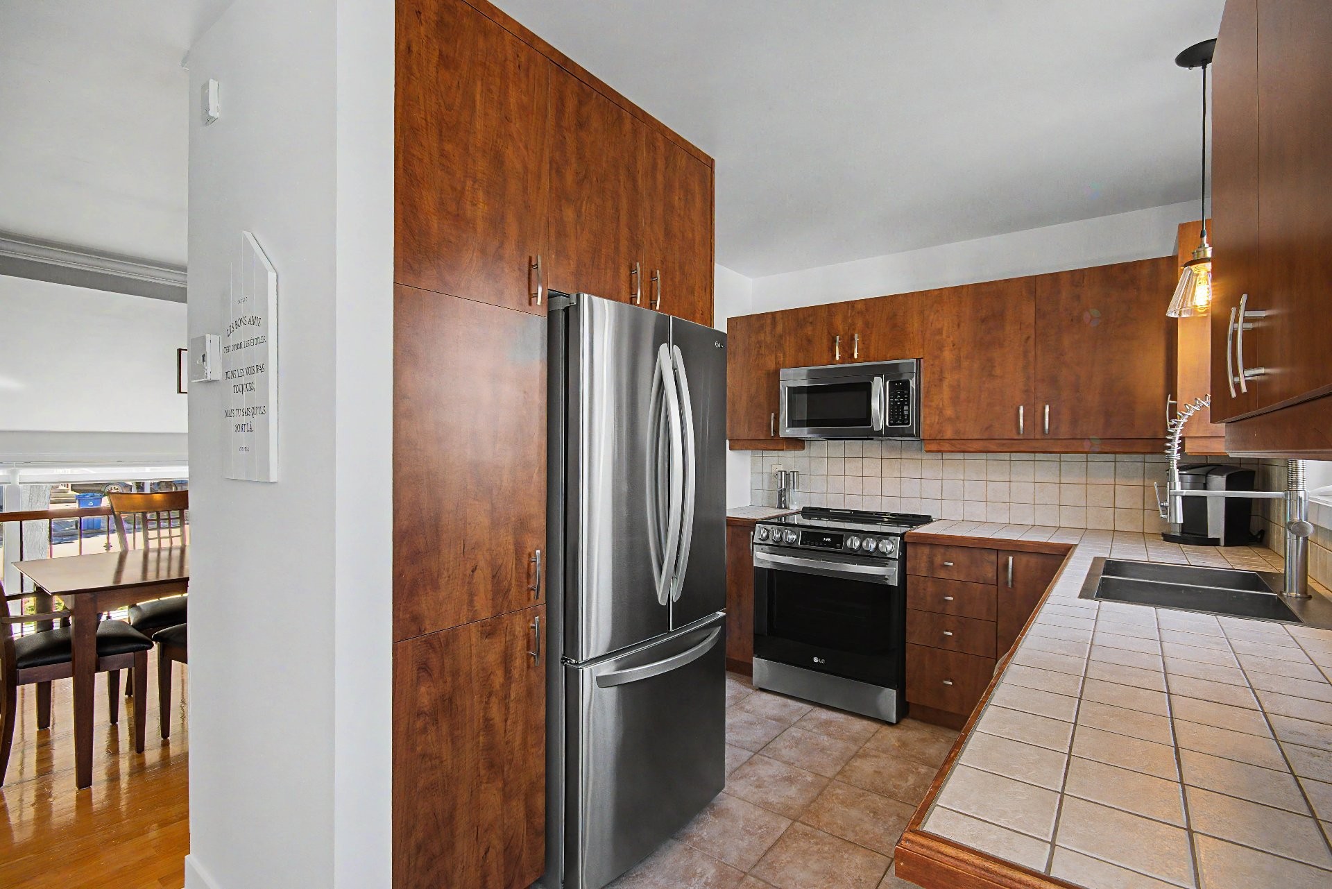 









3231


Rue Bertin

,
Longueuil (Le Vieux-Longueuil),




QC
J4M2R5

