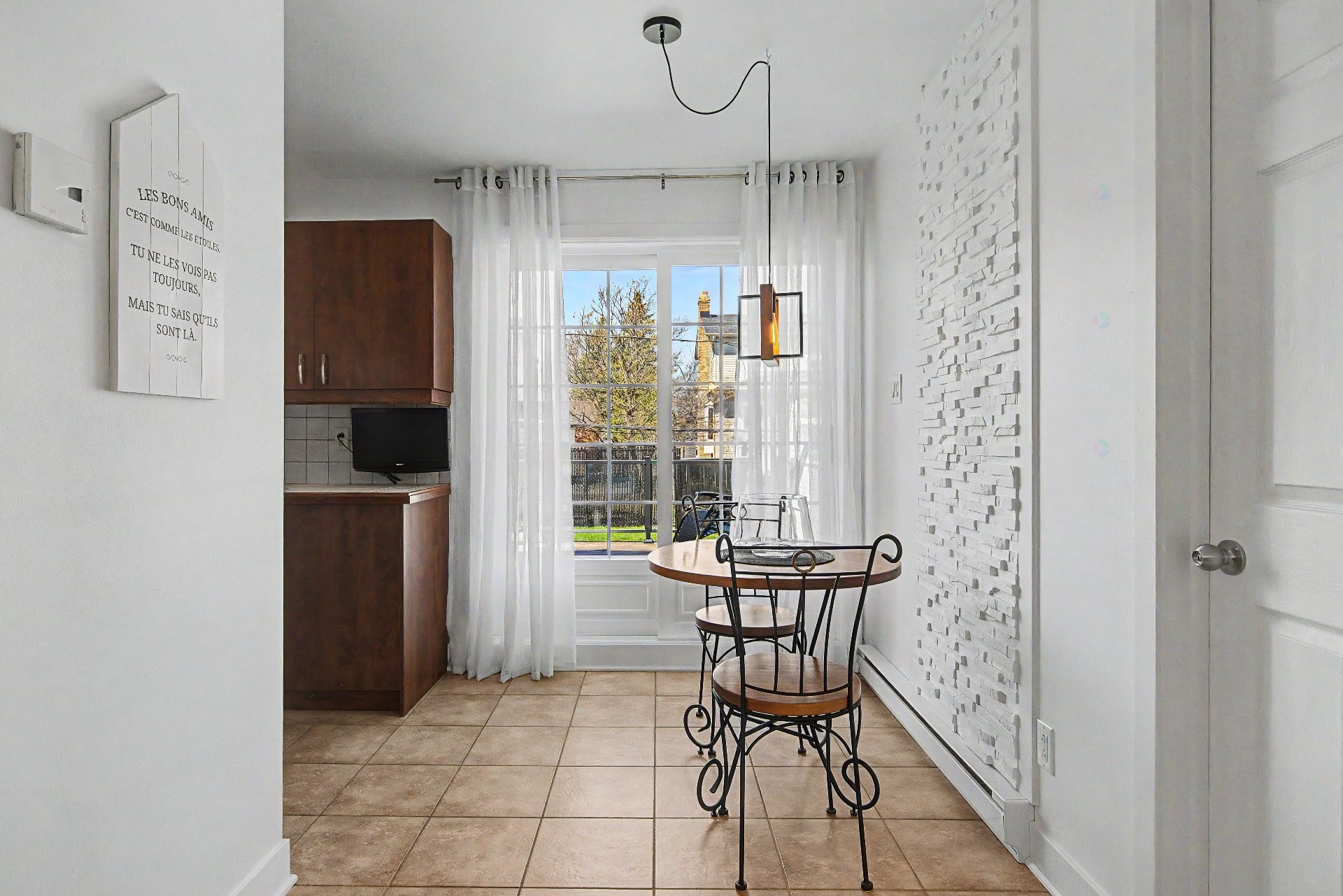 









3231


Rue Bertin

,
Longueuil (Le Vieux-Longueuil),




QC
J4M2R5

