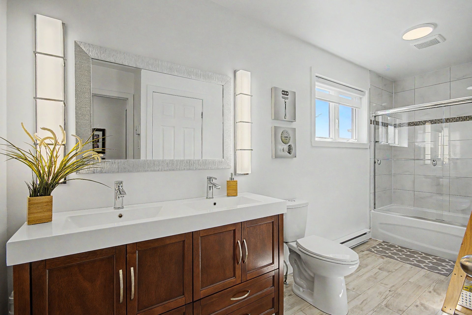 









3231


Rue Bertin

,
Longueuil (Le Vieux-Longueuil),




QC
J4M2R5

