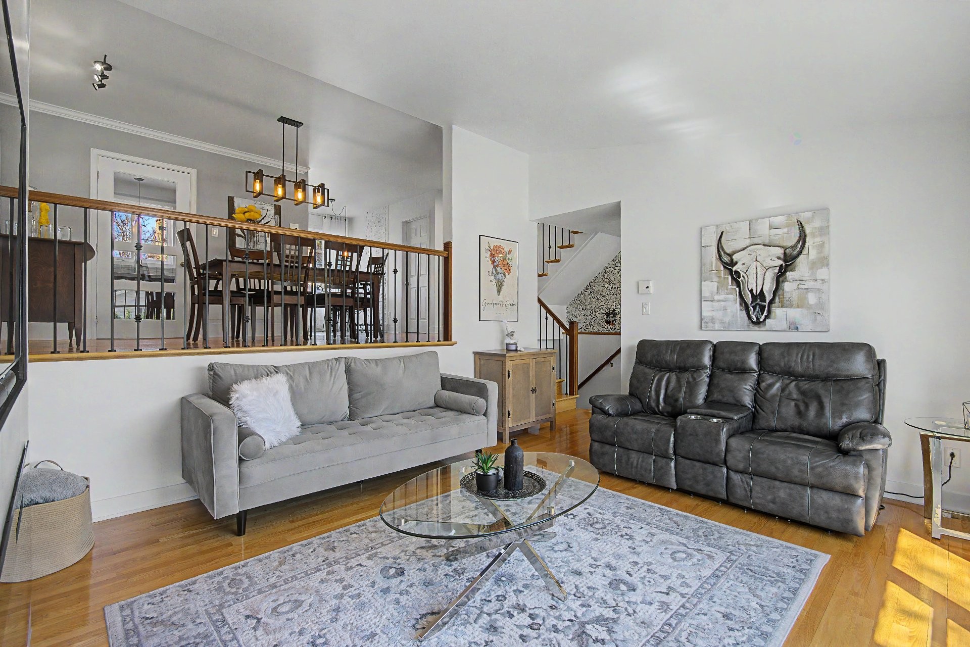 









3231


Rue Bertin

,
Longueuil (Le Vieux-Longueuil),




QC
J4M2R5

