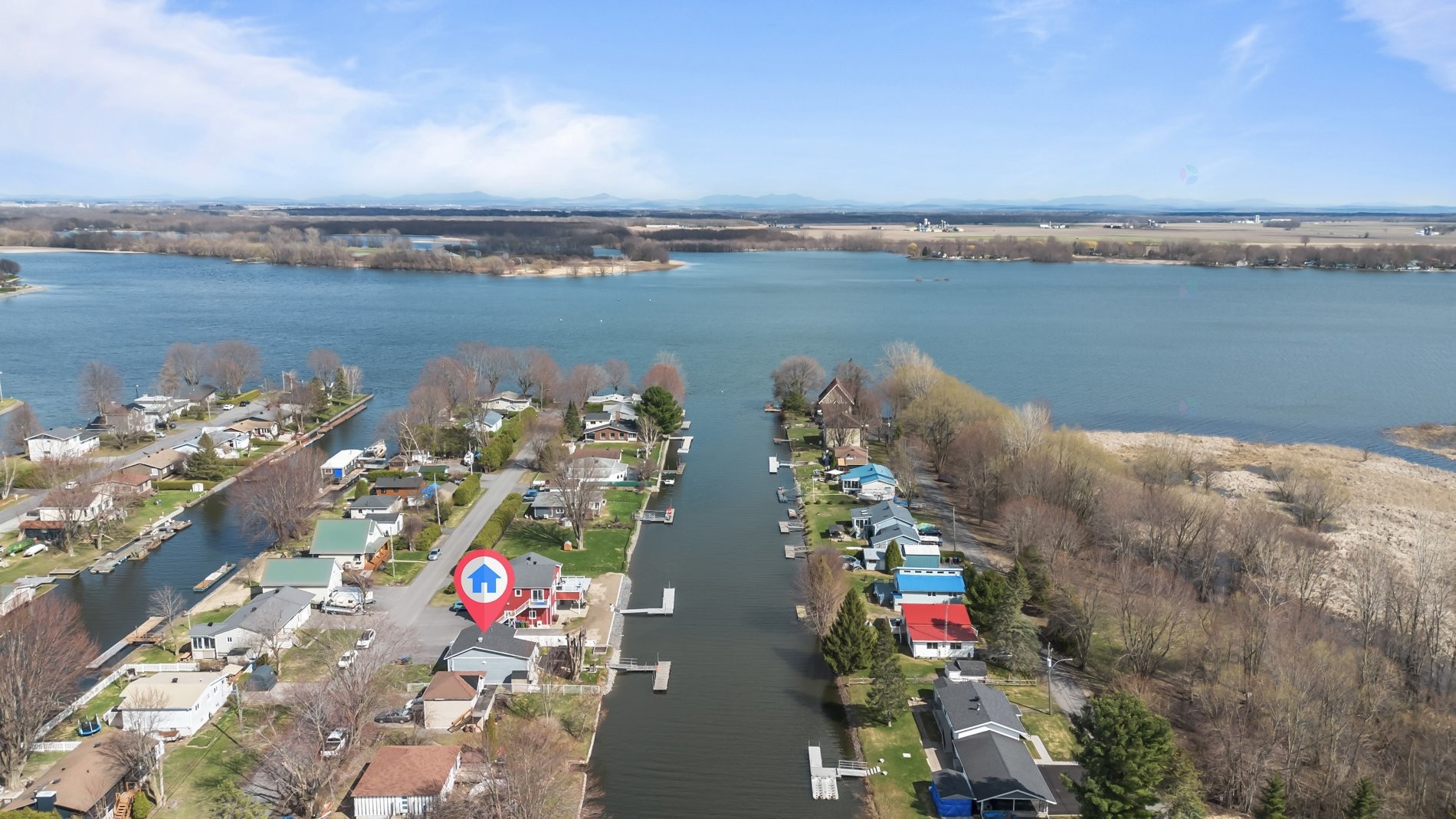 









24


56e Avenue

,
Saint-Paul-de-l'Île-aux-Noix,




QC
J0J1G0

